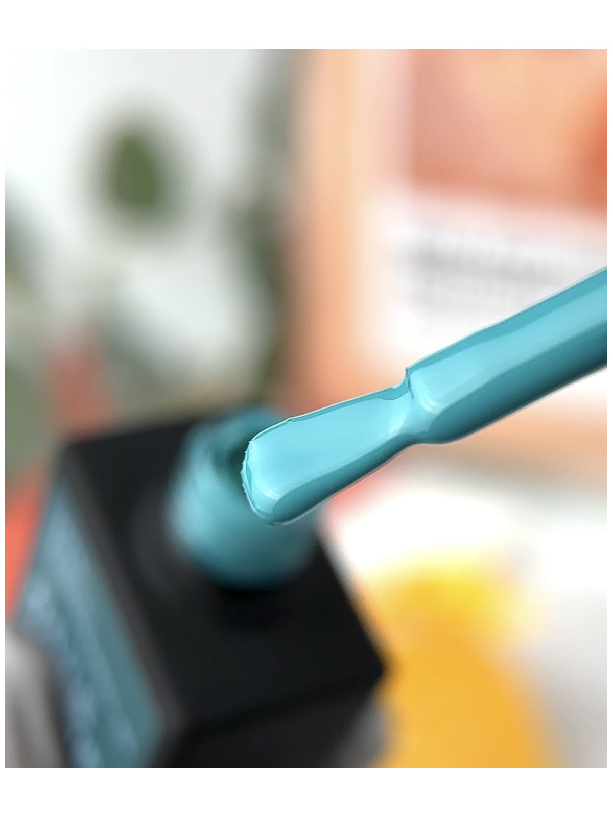 "Let's Special Pantone 2024/10 NAILSOFTHEDAY (NOTD) – trwały lakier hybrydowy w modnym turkusowym kolorze."