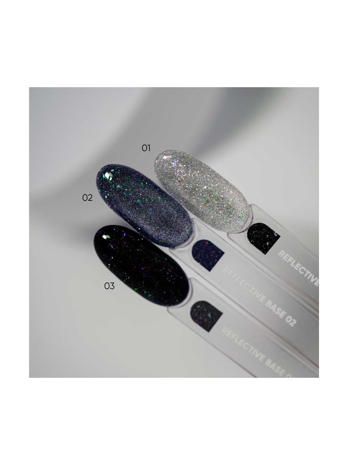 Reflective Base 02 - Efekt na wzorniku