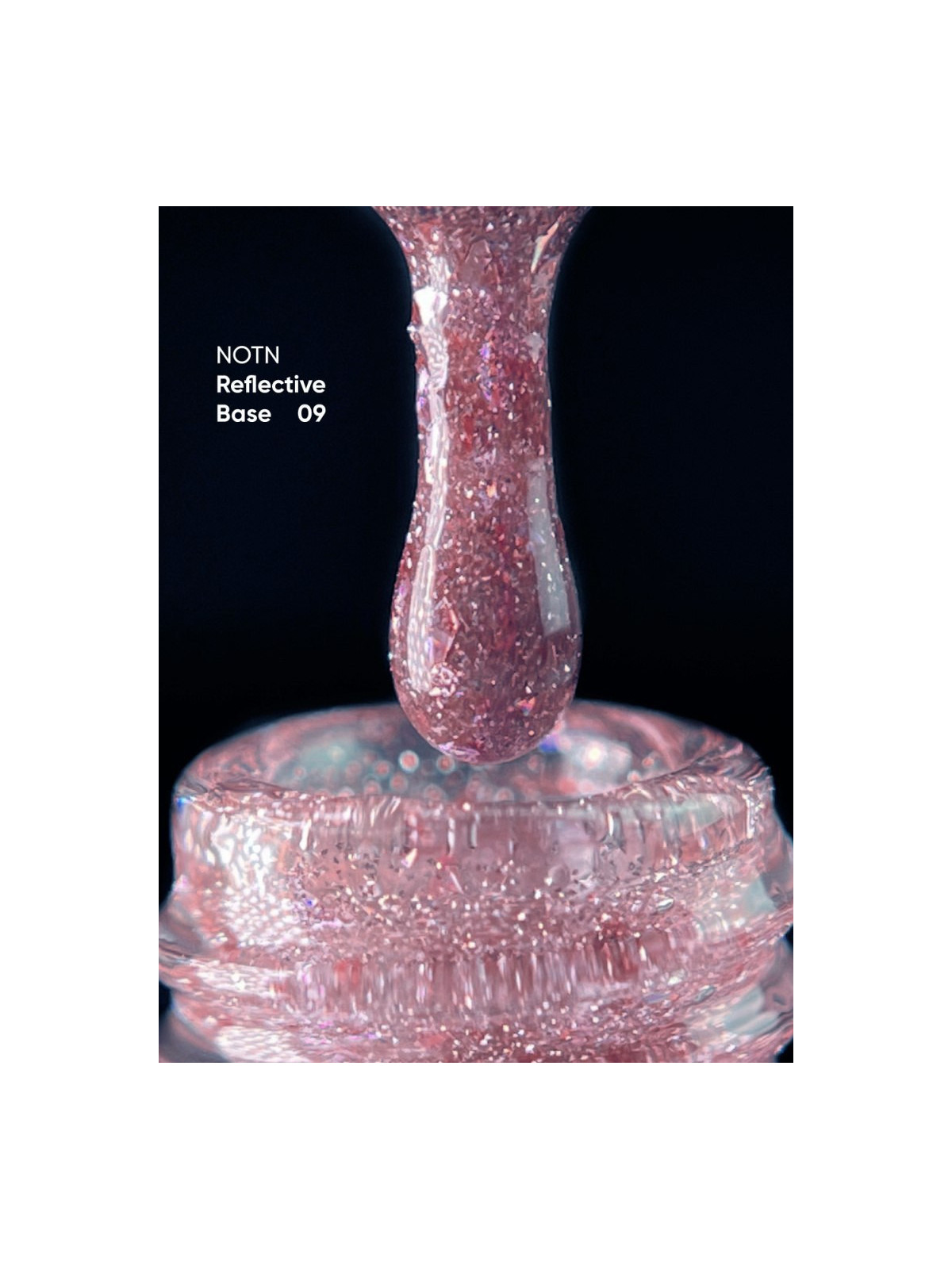 Reflective Base 09 – półprzezroczyste krycie, brzoskwiniowe płatki